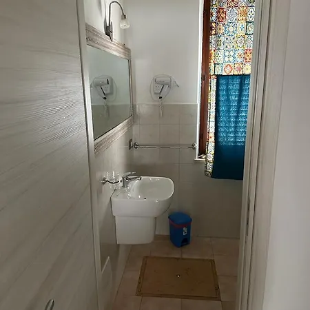 A Due Passi Dal Centro * Favignana