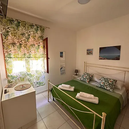 A Due Passi Dal Centro * Favignana